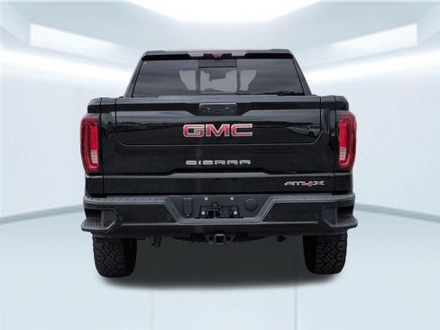 Used 2022 GMC Sierra 1500 AT4X image 5