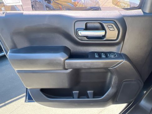 Used 2021 Chevrolet Silverado 1500 Custom AWD/4WD image 12