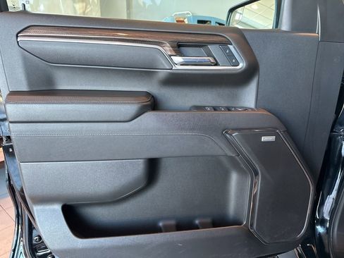 Used 2023 Chevrolet Silverado 1500 RST w/ Convenience Package II image 12