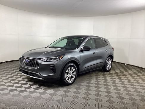 Used 2023 Ford Escape Active w/ Tech Pack #1 image 5