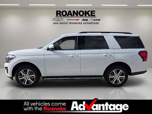 Used 2023 Ford Expedition XLT AWD/4WD image 8