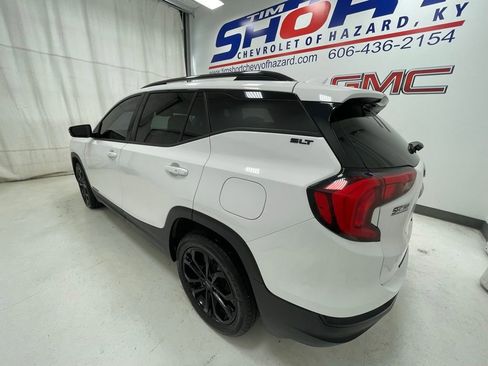 Used 2020 GMC Terrain SLT w/ Elevation Edition FWD image 6