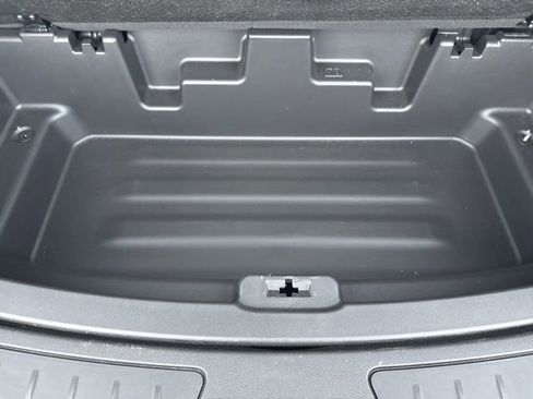 Used 2020 Buick Enclave Essence image 27