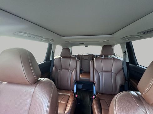 Used 2022 Subaru Ascent Touring w/ Popular Package #2A AWD/4WD image 29