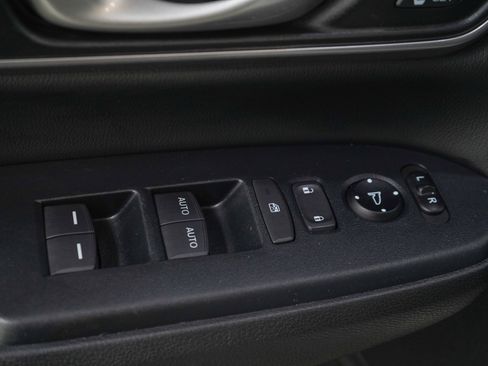 Used 2017 Honda CR-V Touring image 21