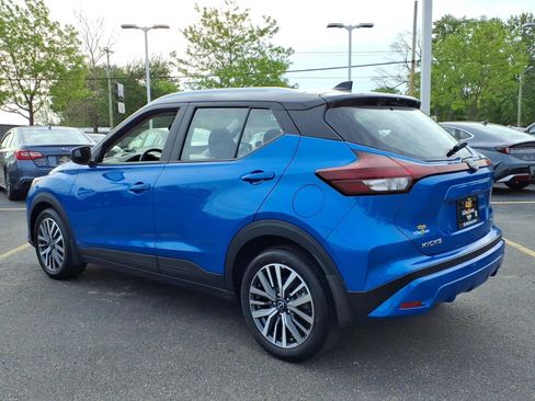 Used 2023 Nissan Kicks SV FWD image 9