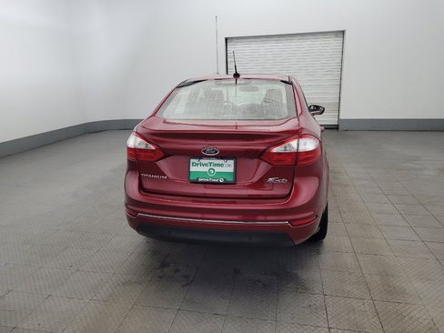 Used 2016 Ford Fiesta Titanium FWD image 7