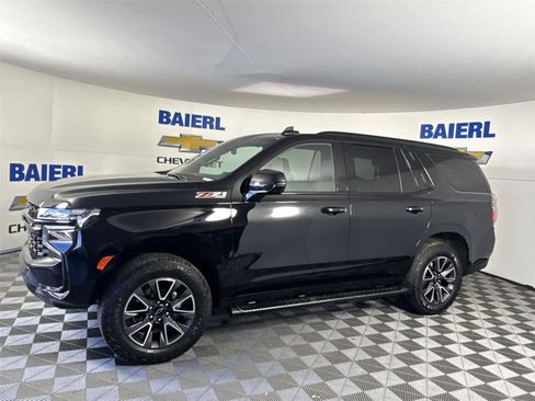 Used 2023 Chevrolet Tahoe Z71 w/ Luxury Package image 2