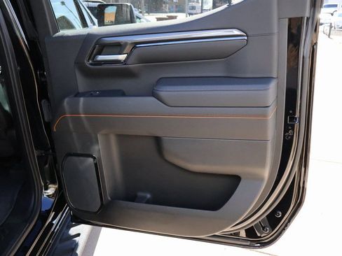 Used 2022 GMC Sierra 1500 AT4 w/ AT4 Premium Package image 15