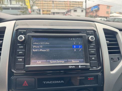 Used 2015 Toyota Tacoma PreRunner image 16