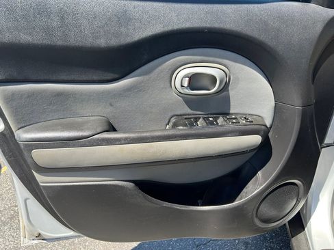 Used 2015 Kia Soul image 8