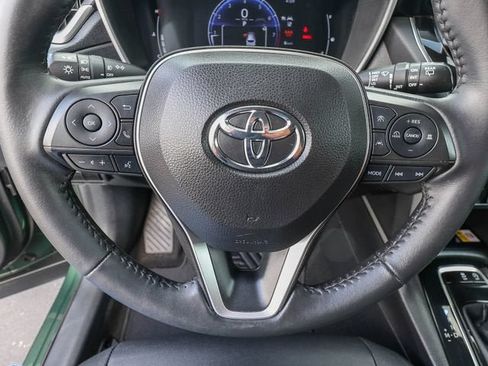 Used 2023 Toyota Corolla Cross XLE w/ Convenience Package FWD image 17