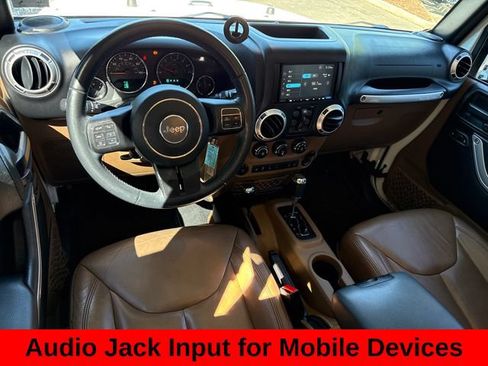Used 2017 Jeep Wrangler Unlimited Sahara w/ Connectivity Group AWD/4WD image 17