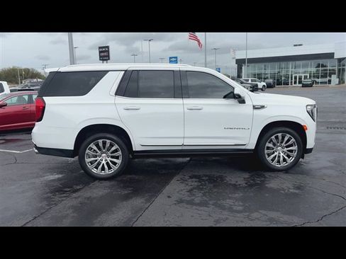 Used 2023 GMC Yukon Denali w/ Max Trailering Package AWD/4WD image 9