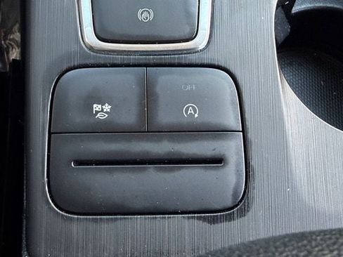 Used 2020 Ford Escape SEL FWD image 21
