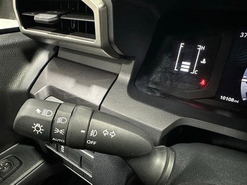 Used 2025 Toyota 4Runner SR5 image 22