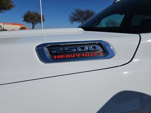 Used 2026 RAM 2500 Laramie AWD/4WD image 29