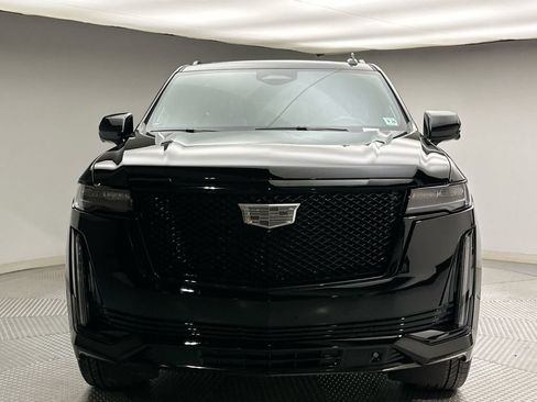 Used 2024 Cadillac Escalade Sport Platinum AWD/4WD image 16