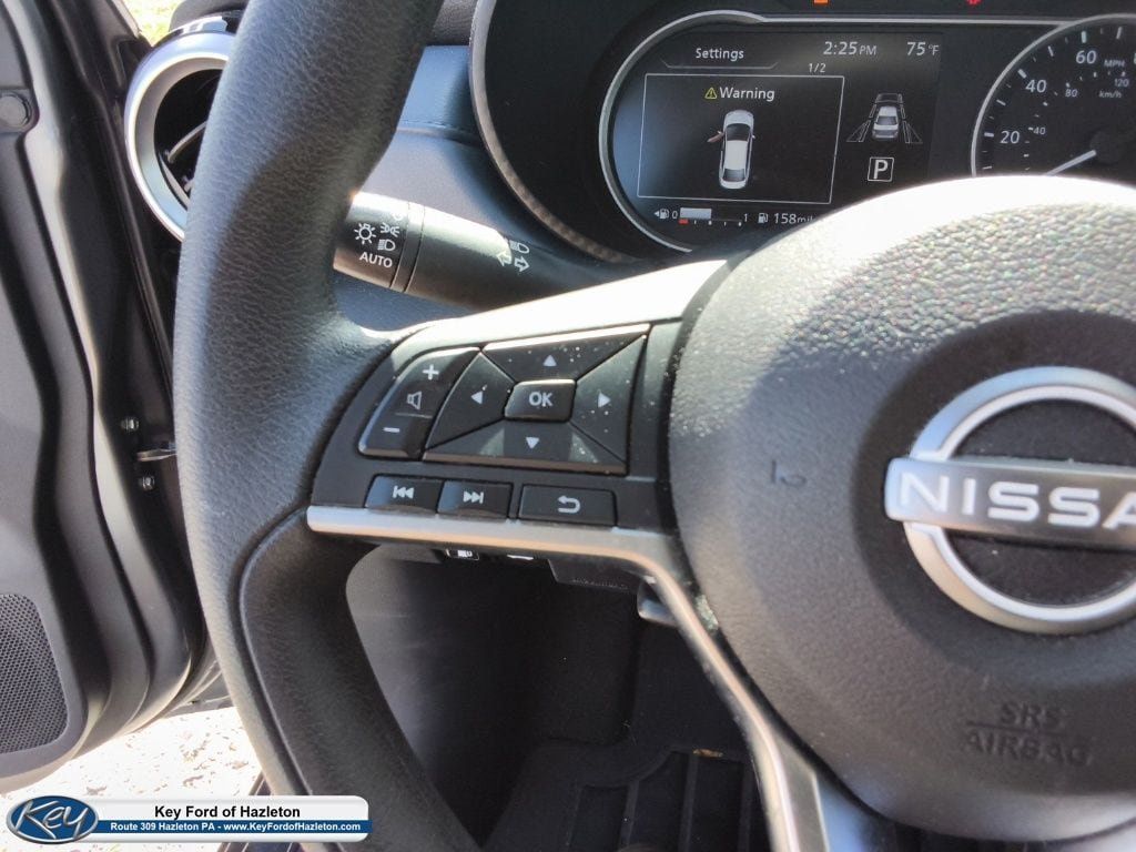 Used 2025 Nissan Versa SV FWD image 24