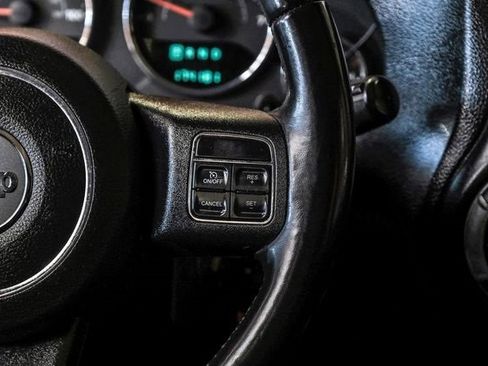 Used 2013 Jeep Wrangler Unlimited Sport image 17