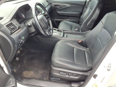 Certified 2021 Honda Pilot Special Edition image 11
