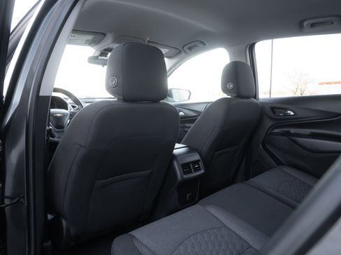 Used 2018 Chevrolet Equinox LT image 22