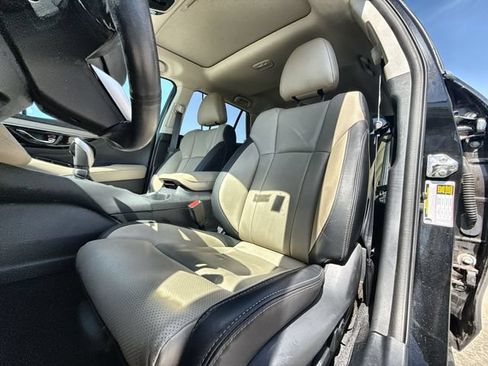 Certified 2025 Subaru Outback Limited AWD/4WD image 11
