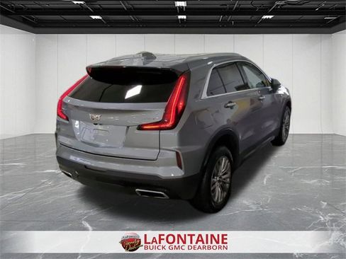 Certified 2024 Cadillac XT4 Premium Luxury image 8