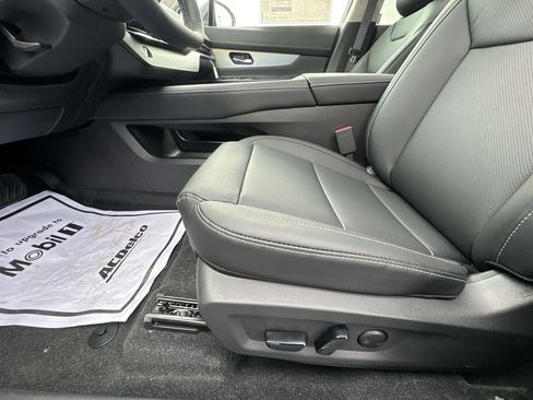 New 2026 Nissan Murano SL image 12