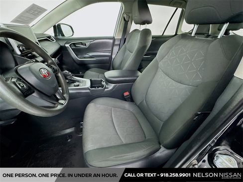 Used 2024 Toyota RAV4 AWD Hybrid image 19