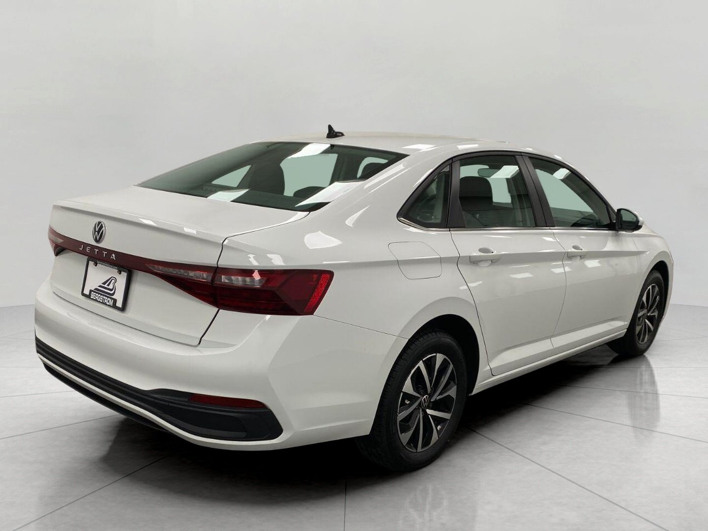 Used 2025 Volkswagen Jetta S FWD image 4