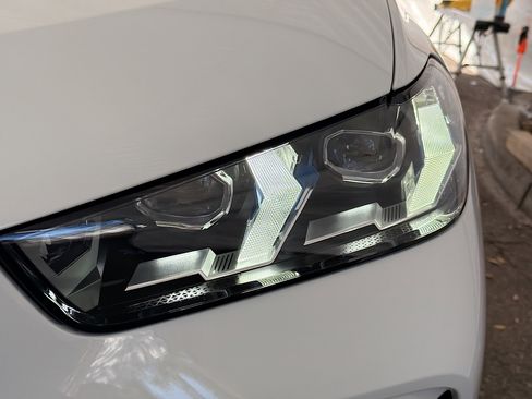 New 2026 BMW X5 sDrive40i image 9