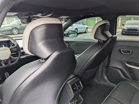 Used 2025 Kia K4 GT-Line Turbo image 19