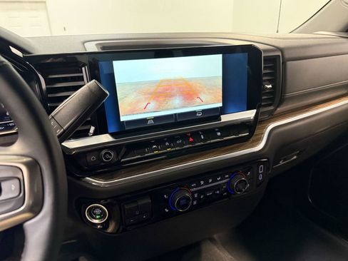 Used 2025 Chevrolet Silverado 1500 LT image 79