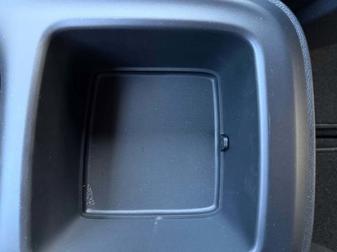 New 2026 Chrysler Voyager LX image 37