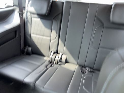 Used 2016 GMC Yukon SLT w/ Open Road Package image 29