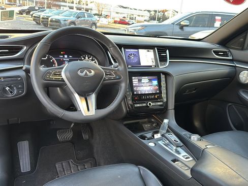 Used 2023 INFINITI QX50 Sport image 16