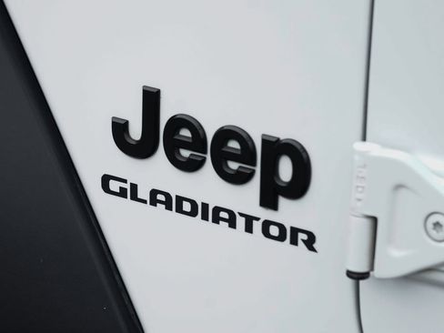 Used 2020 Jeep Gladiator Sport w/ Quick Order Package 24S image 49