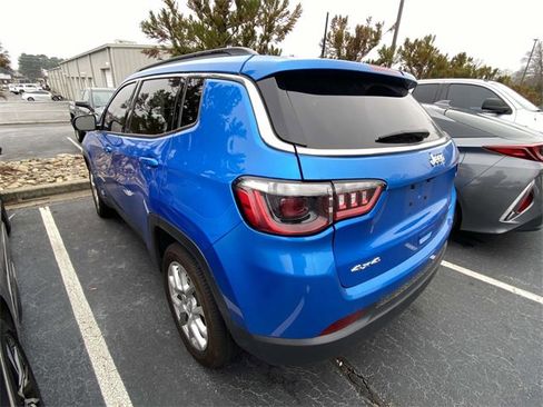 Used 2024 Jeep Compass Latitude image 5