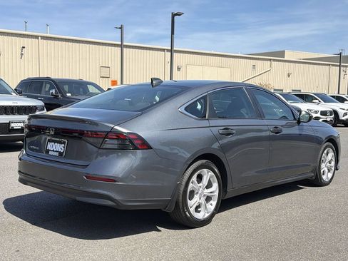 Used 2025 Honda Accord LX image 7