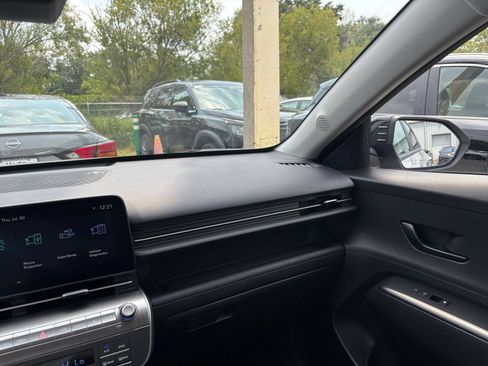 Used 2026 Hyundai Kona SEL Sport FWD image 35