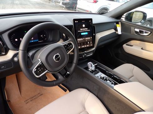 New 2026 Volvo XC60 B5 Plus w/ Protection Package Premier image 12