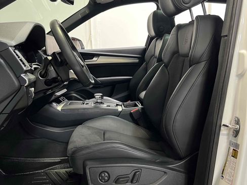 Used 2018 Audi SQ5 Prestige w/ Prestige Package image 44