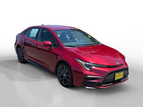 Used 2023 Toyota Corolla SE FWD image 7