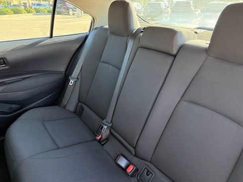Used 2024 Toyota Corolla LE FWD image 30