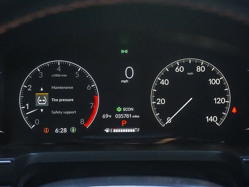 Used 2024 Honda Pilot TrailSport image 27