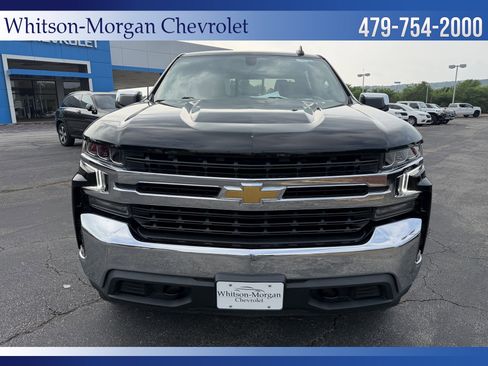Used 2022 Chevrolet Silverado 1500 LT AWD/4WD image 2