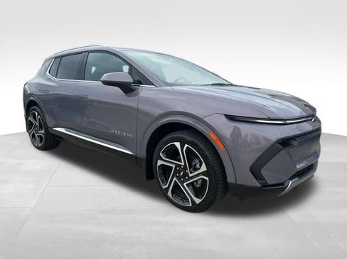 New 2026 Chevrolet Equinox EV LT image 7