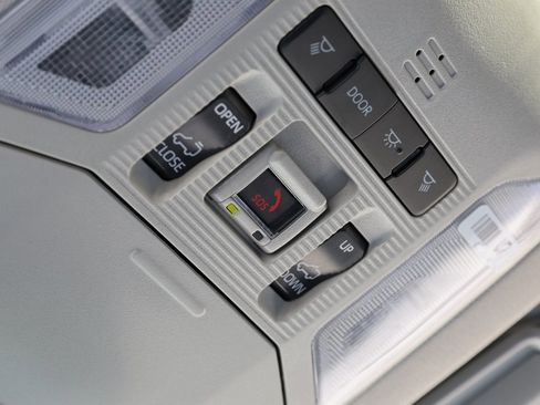 Certified 2025 Toyota RAV4 XLE image 27