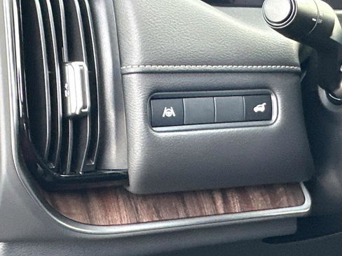 New 2026 Nissan Armada SL w/ Captain's Chari Seat Package image 26